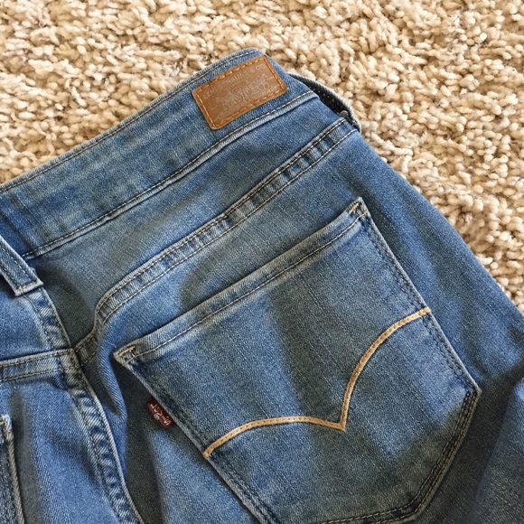 Levi light blue jeans - Picture 7 of 8